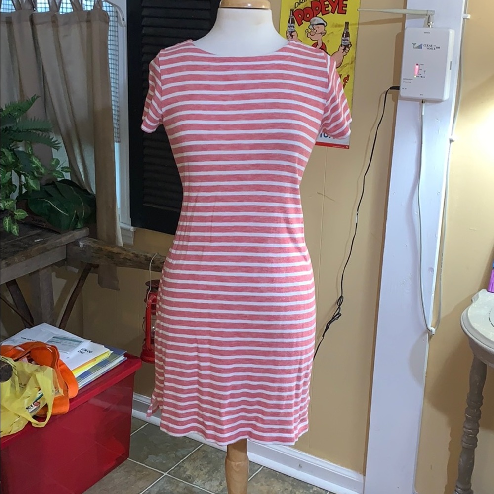 Vineyard vines dress